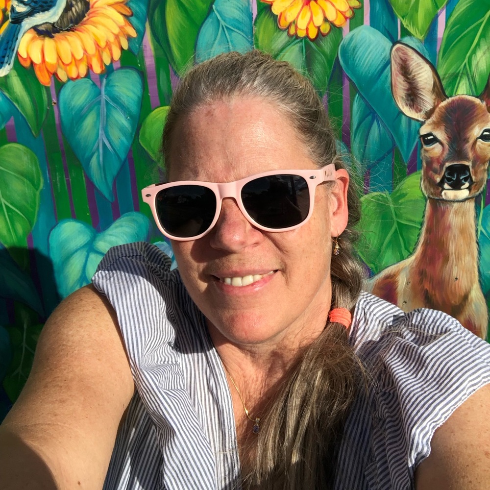 Meet your Posher, Victoria